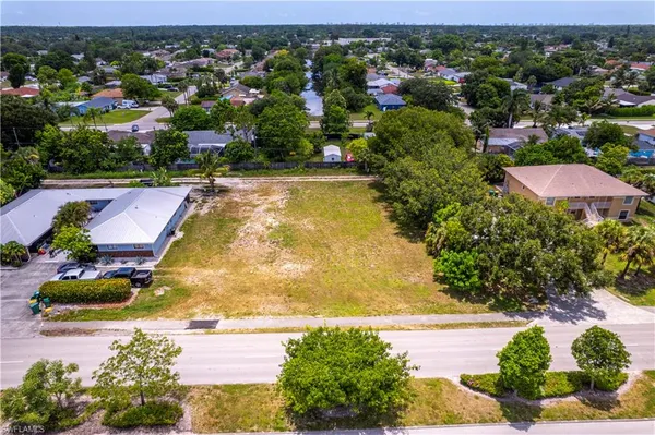 $409,700 | 2171 Sunshine Boulevard, Naples, FL 34116