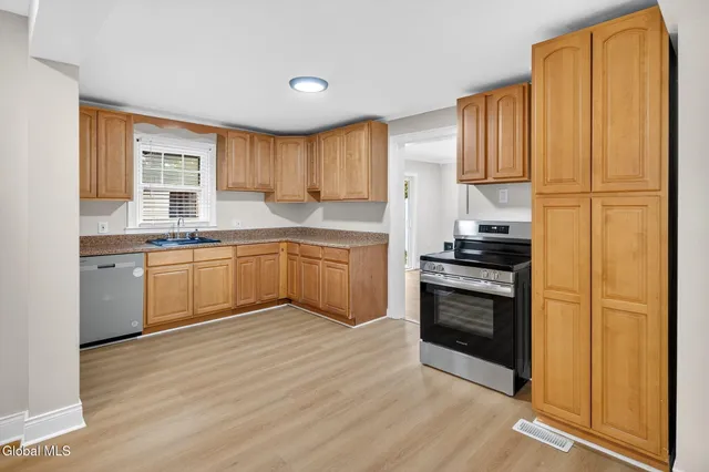 $289,900 | 38 Stewart Avenue, South Glens Falls, NY 12803