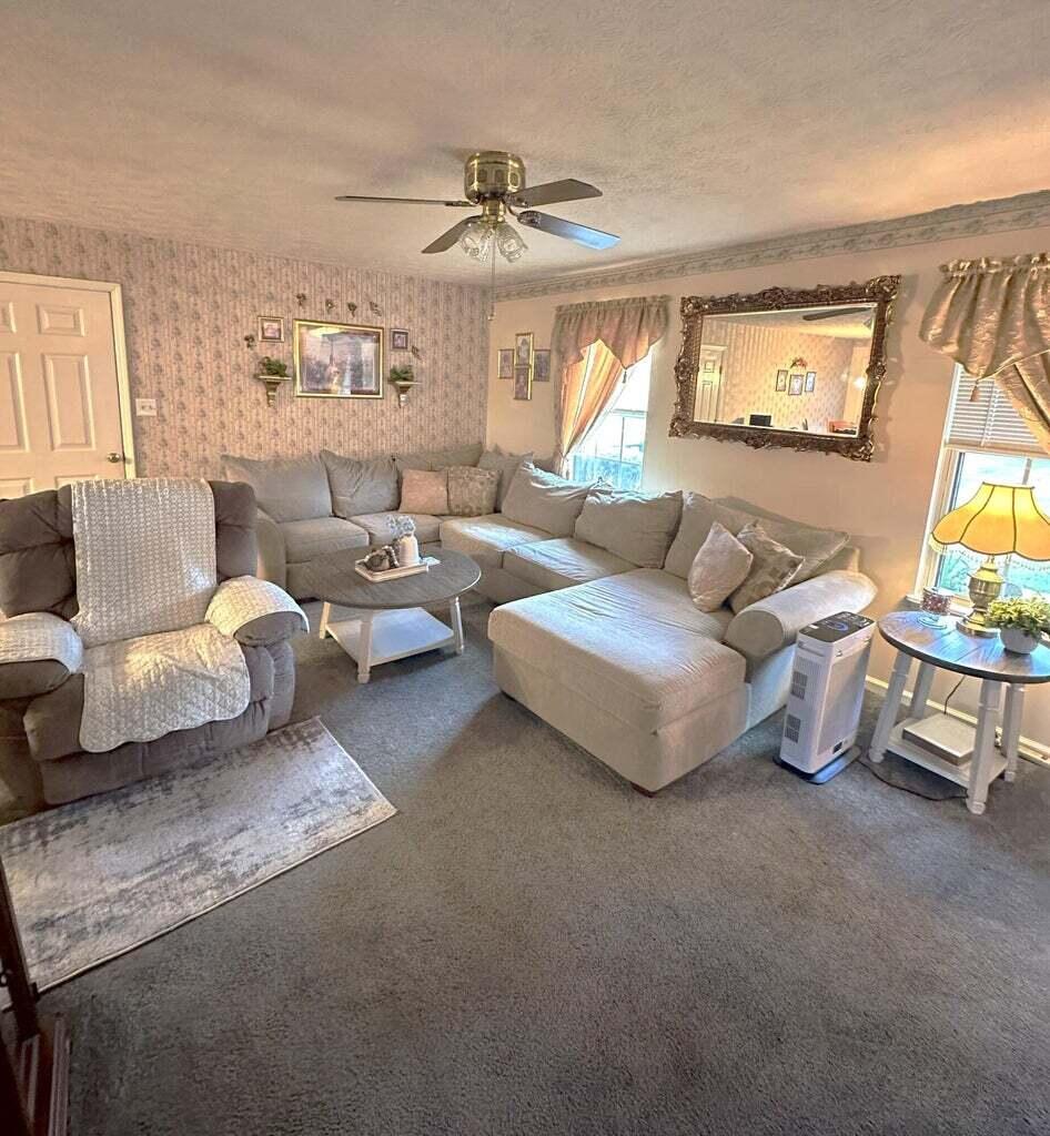 212 Ballard Road Berea, KY 40403 - Photo 4 of 24 20230913233933283612000000-o