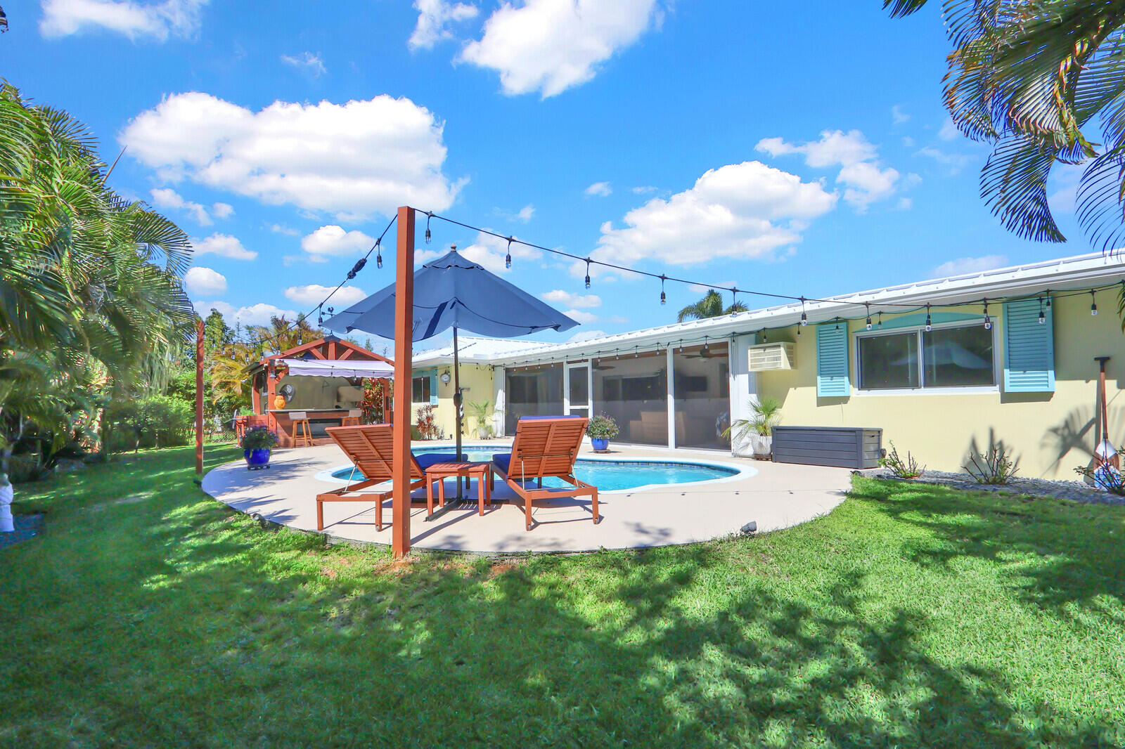 225 Orange Tree Drive Atlantis, FL 33462 - Photo 33 of 44 Lots of green space