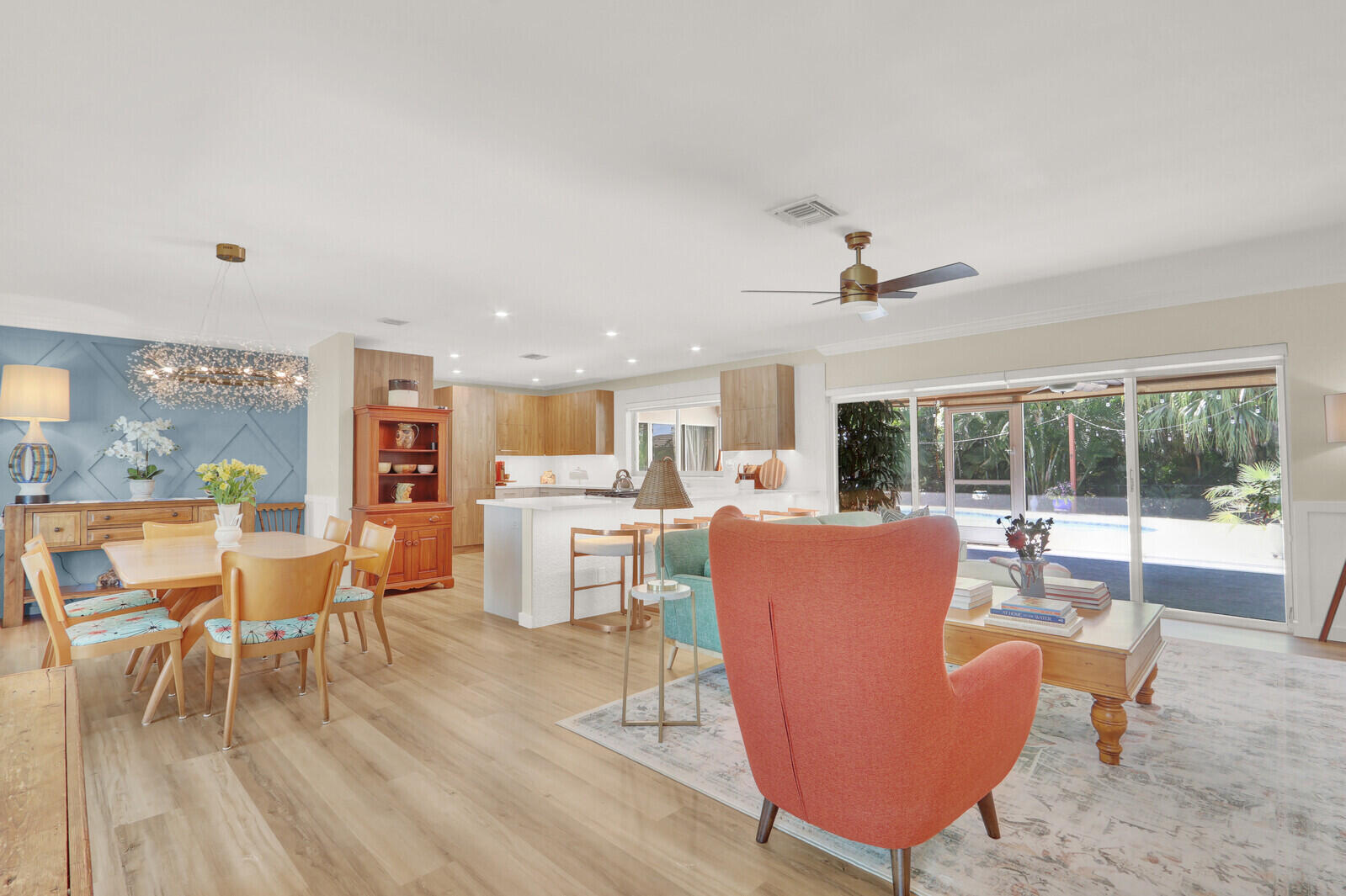 225 Orange Tree Drive Atlantis, FL 33462 - Photo 6 of 44 Light & Bright