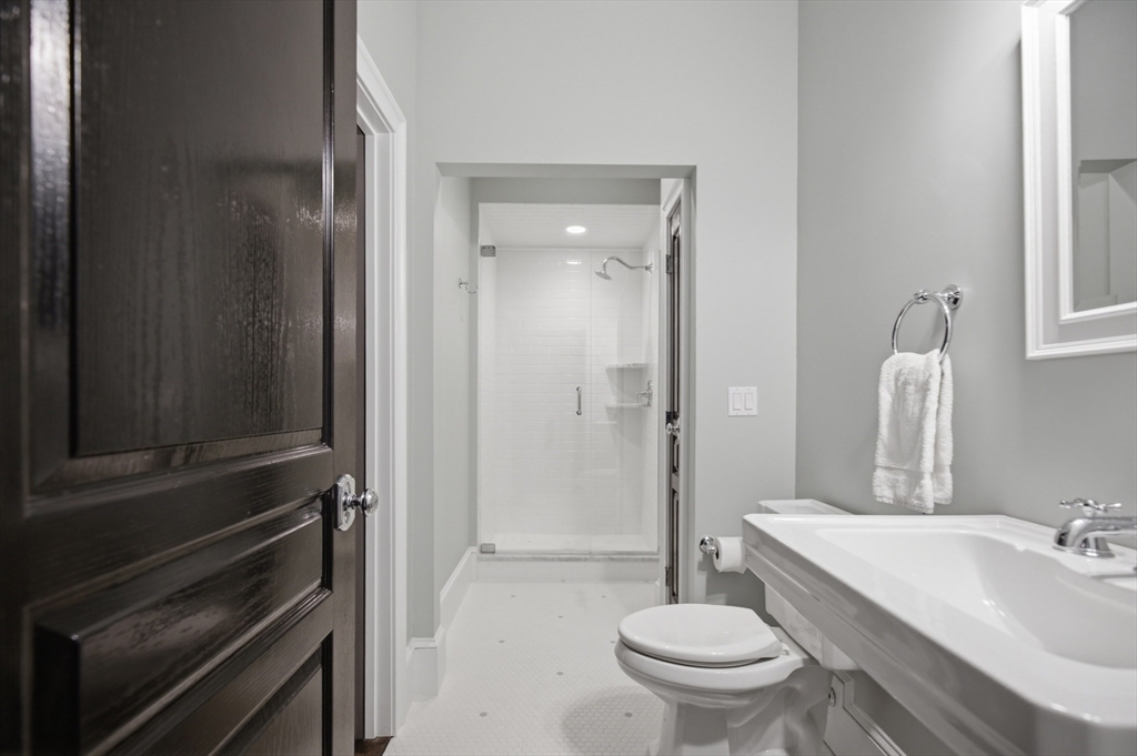 202 R Prospect Street Easton, MA 02375 - Photo 18 of 40