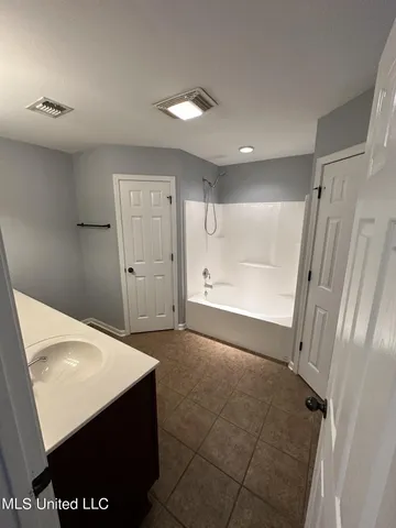 $1,650 | 15151 Clemson Avenue, Gulfport, MS 39503