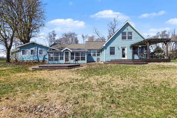 $480,000 | 2743 Hemlock Road, Quincy, MI 49082