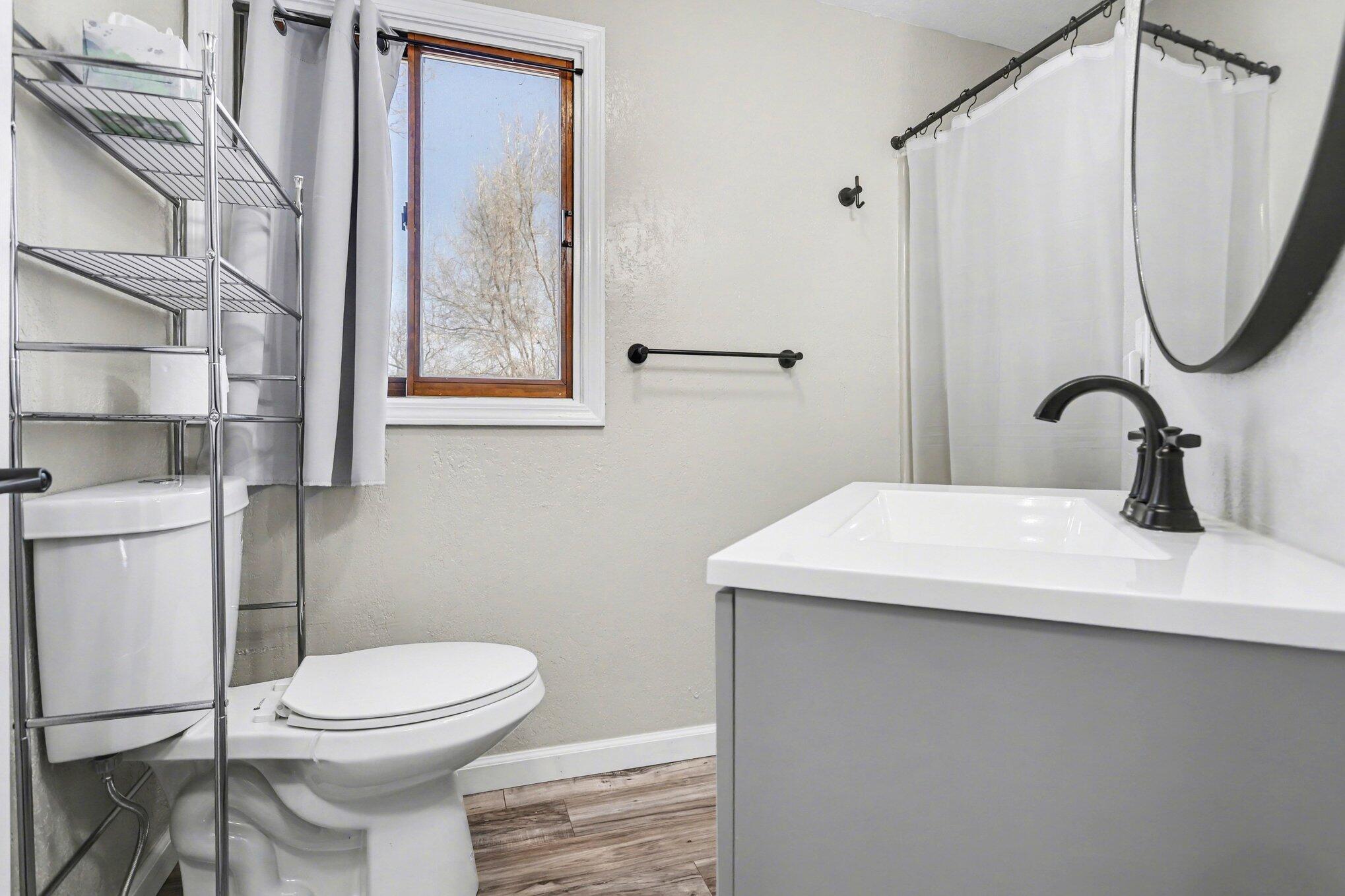 2743 Hemlock Road Quincy, MI 49082 - Photo 23 of 28 2nd house 2nd floor bathroom