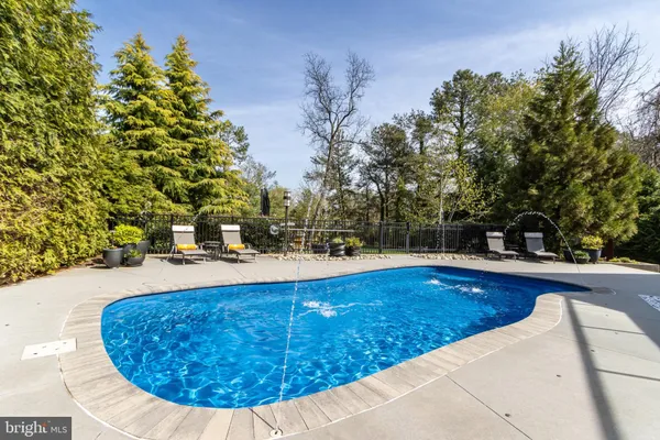 $4,989,000 | 32 Eleanor Lee Lane East, Rehoboth Beach, DE 19971