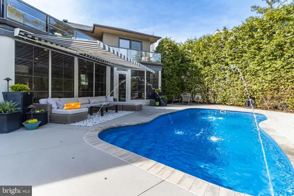 $4,989,000 | 32 Eleanor Lee Lane East, Rehoboth Beach, DE 19971