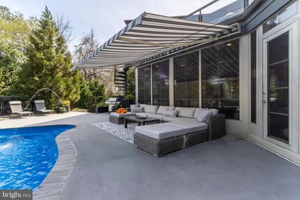 $4,989,000 | 32 Eleanor Lee Lane East, Rehoboth Beach, DE 19971