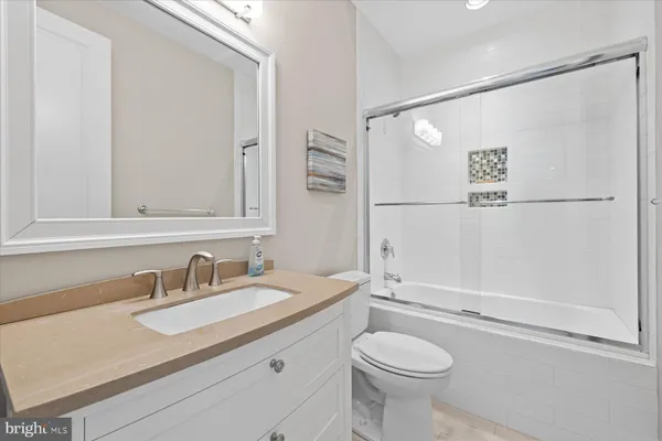 $4,989,000 | 32 Eleanor Lee Lane East, Rehoboth Beach, DE 19971