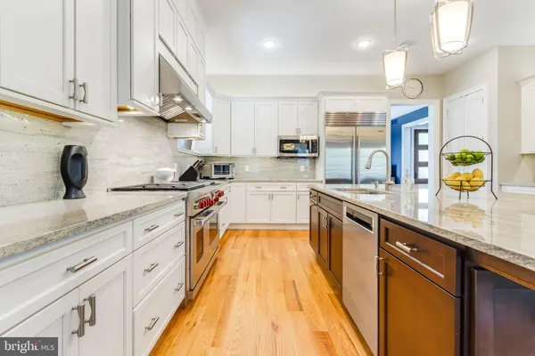 $4,989,000 | 32 Eleanor Lee Lane East, Rehoboth Beach, DE 19971