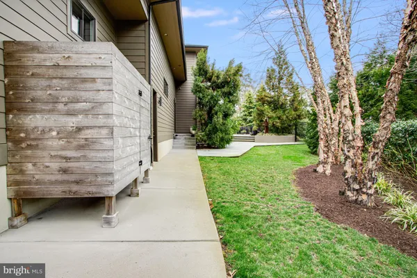 $4,989,000 | 32 Eleanor Lee Lane East, Rehoboth Beach, DE 19971