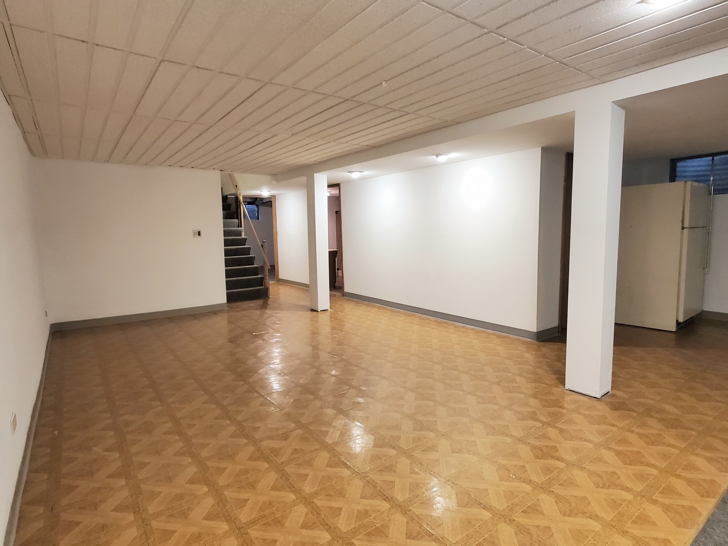 19212 Weber Road Mokena, IL 60448 - Photo 18 of 24 a view of an empty room