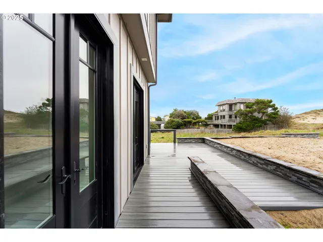 a view of balcony with city view