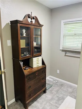 $253,000 | 105 Broad Street, Pleasanton, KS 66075