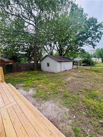 $253,000 | 105 Broad Street, Pleasanton, KS 66075