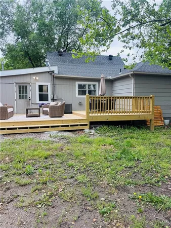 $253,000 | 105 Broad Street, Pleasanton, KS 66075
