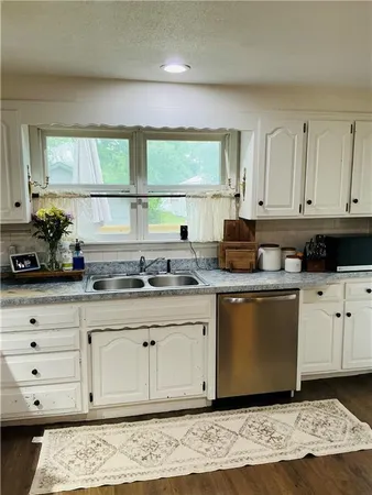 $253,000 | 105 Broad Street, Pleasanton, KS 66075