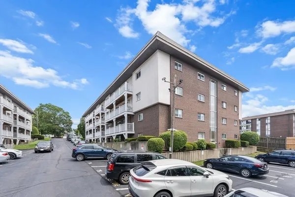 $270,000 | 205 Independence Avenue, Unit 226, Quincy, MA 02169