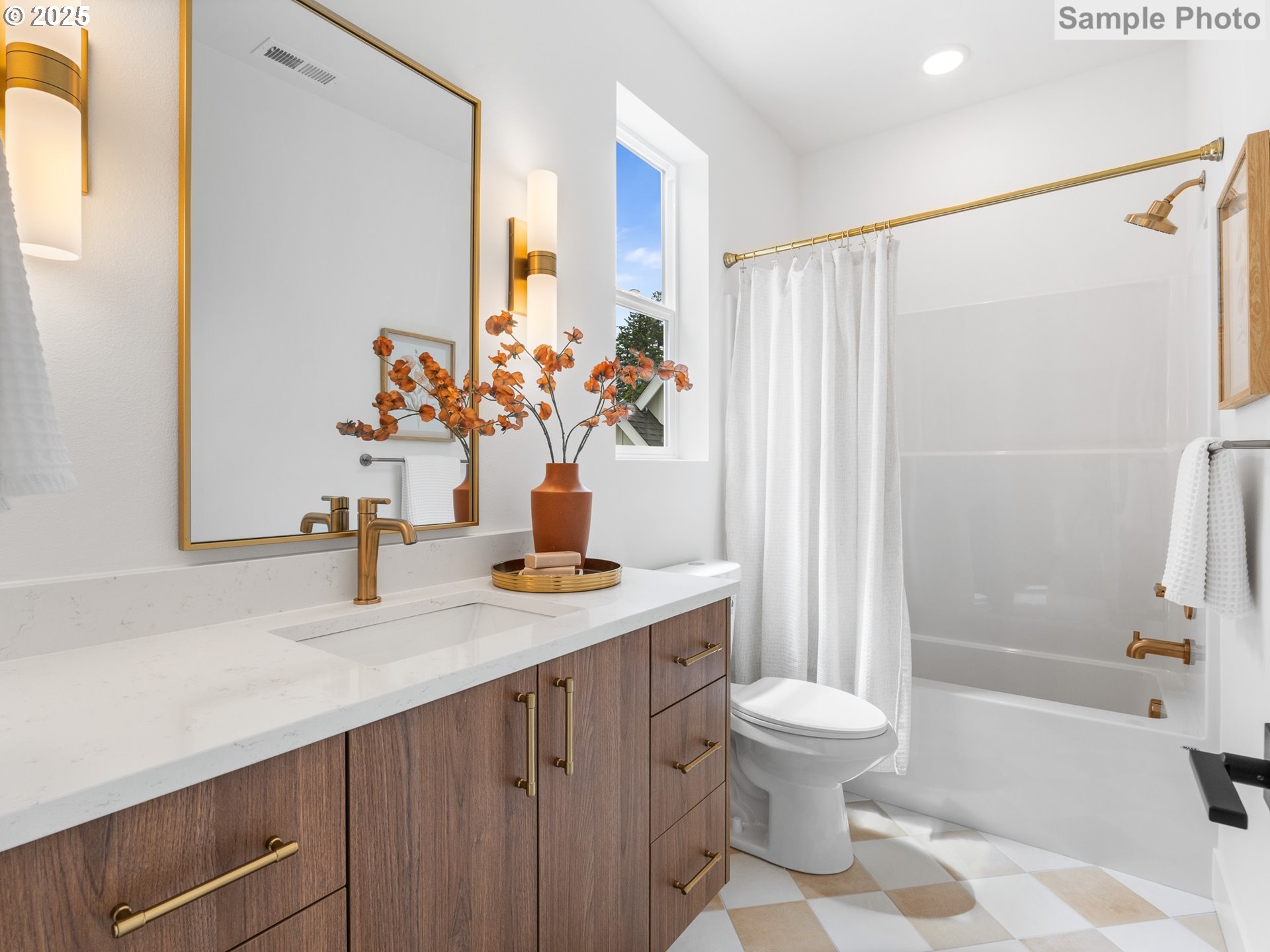 3613 Southwest Logan Street Portland, OR 97219 - Photo 13 of 22