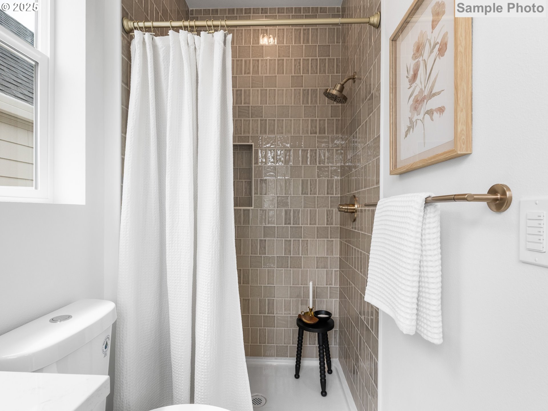 3613 Southwest Logan Street Portland, OR 97219 - Photo 16 of 22