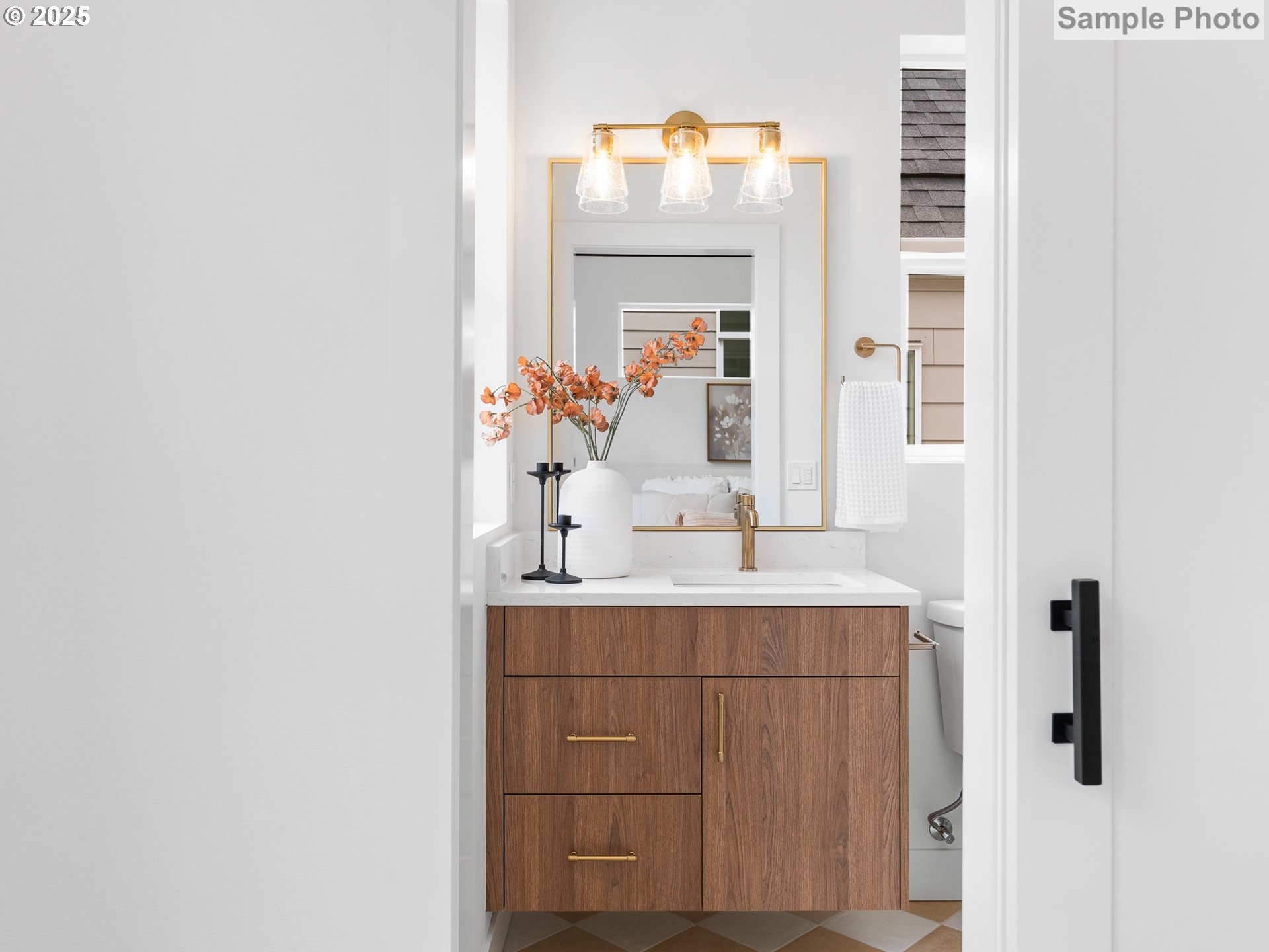 3613 Southwest Logan Street Portland, OR 97219 - Photo 17 of 22