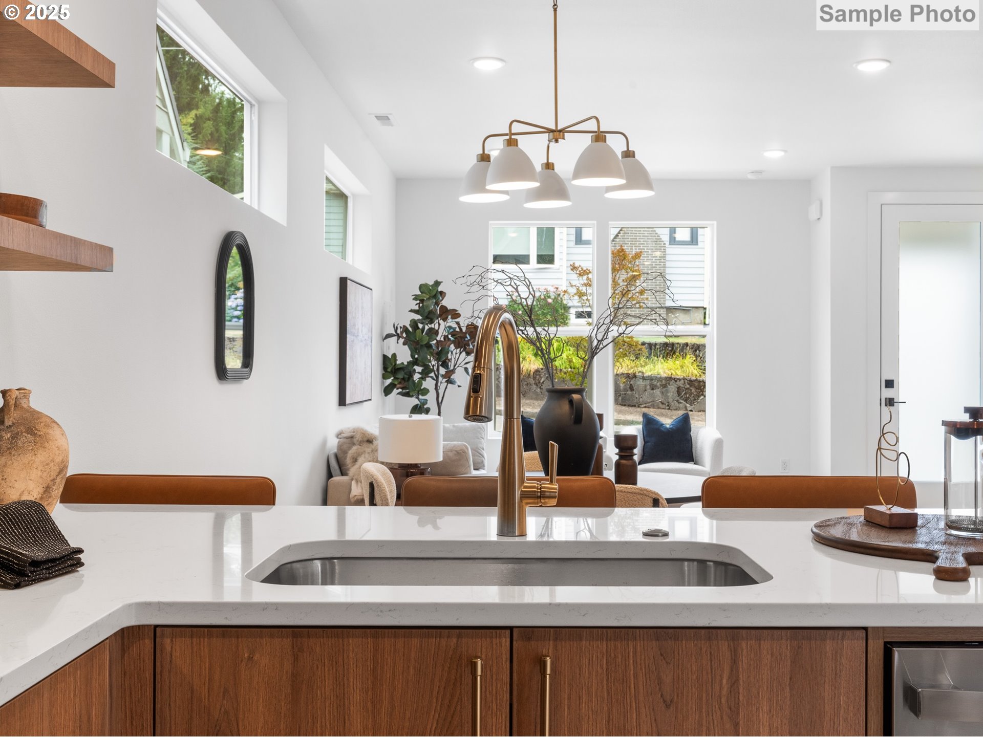 3613 Southwest Logan Street Portland, OR 97219 - Photo 3 of 22