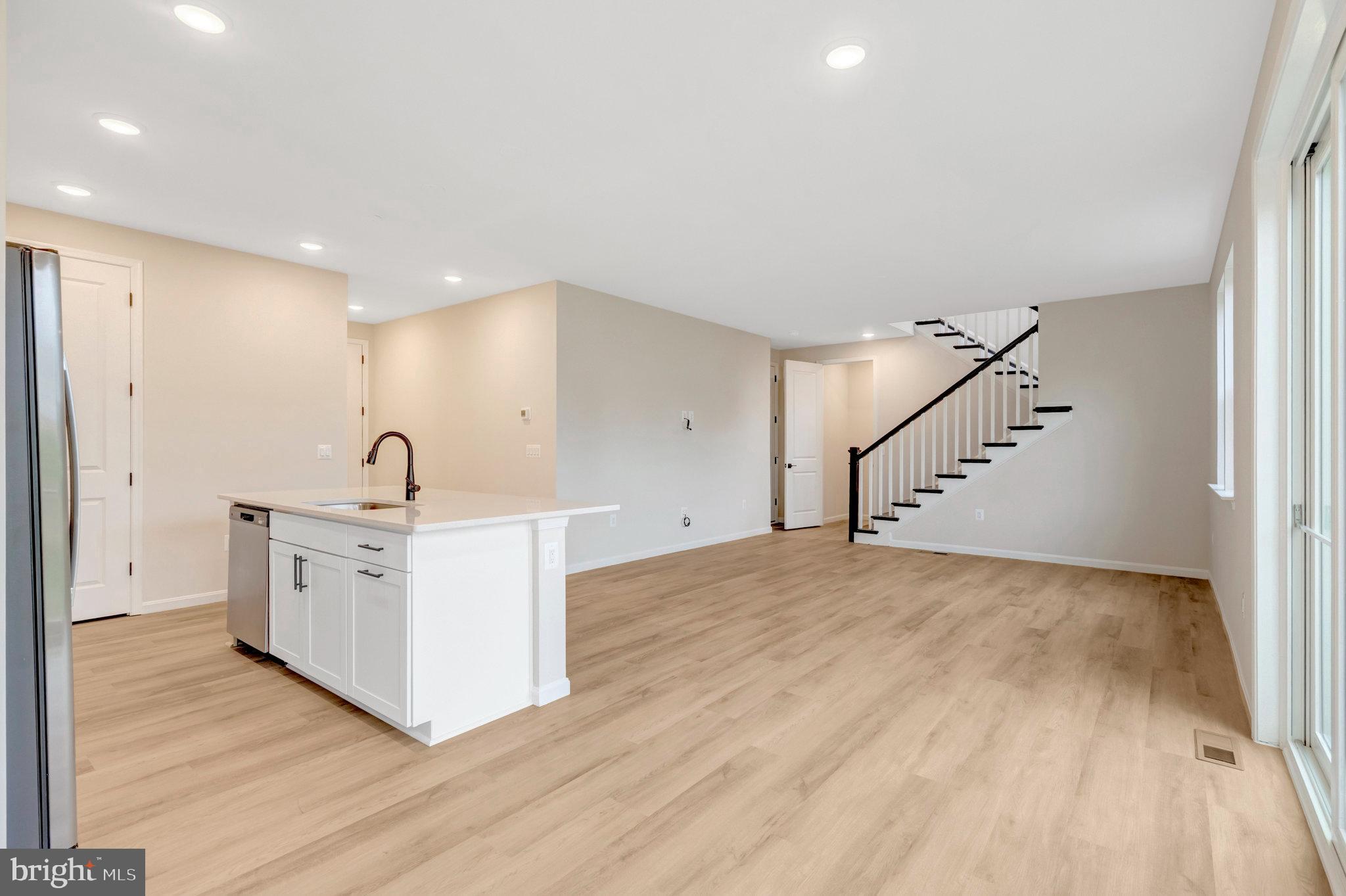 102 Midsummer Lane Middletown, VA 22645 - Photo 13 of 51