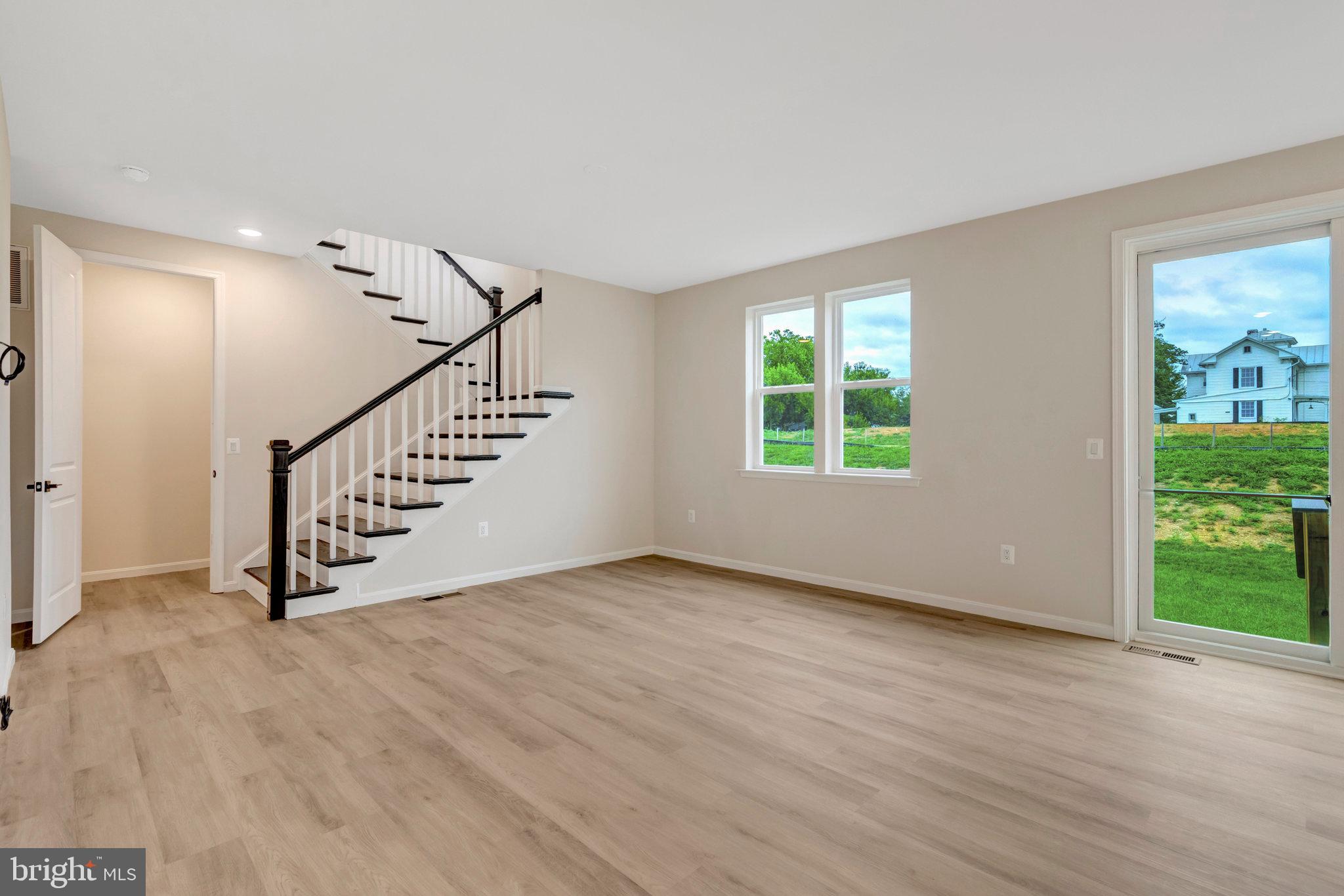 102 Midsummer Lane Middletown, VA 22645 - Photo 16 of 51