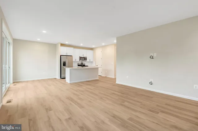 $469,999 | 102 Midsummer Lane, Middletown, VA 22645