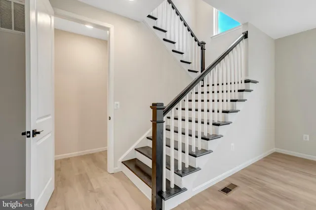 $469,999 | 102 Midsummer Lane, Middletown, VA 22645