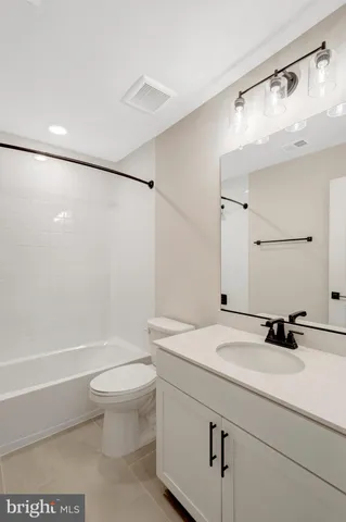 $469,999 | 102 Midsummer Lane, Middletown, VA 22645