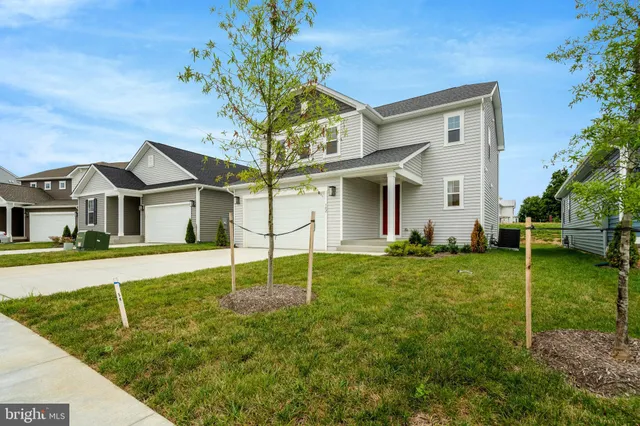 $469,999 | 102 Midsummer Lane, Middletown, VA 22645