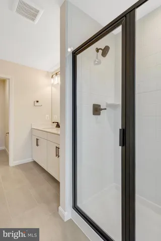 $469,999 | 102 Midsummer Lane, Middletown, VA 22645