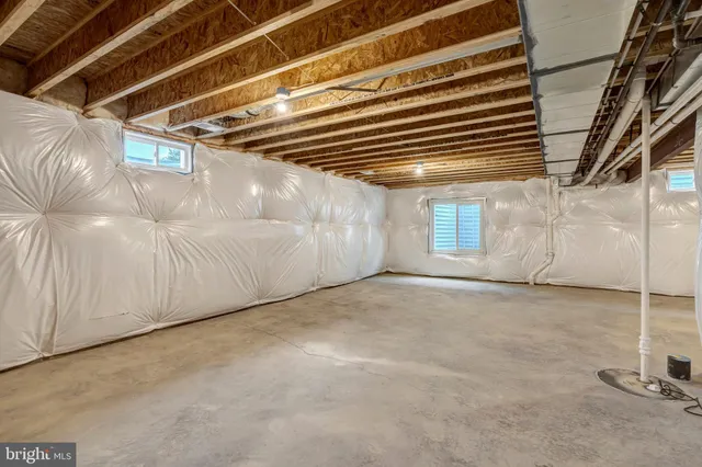 $469,999 | 102 Midsummer Lane, Middletown, VA 22645