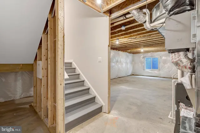 $469,999 | 102 Midsummer Lane, Middletown, VA 22645