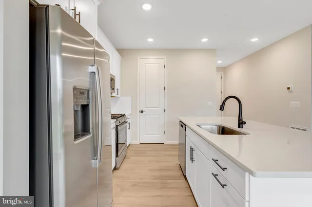 $469,999 | 102 Midsummer Lane, Middletown, VA 22645