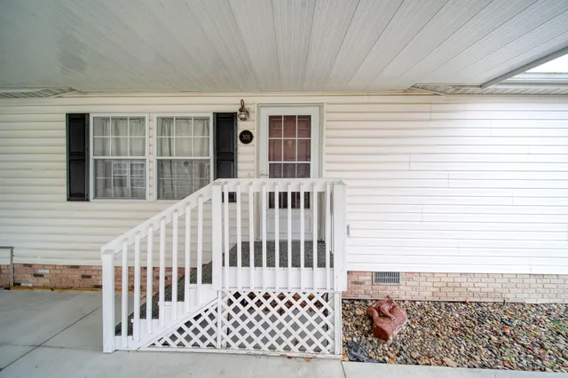 $95,000 | 301 Hidden River Drive, Adrian, MI 49221