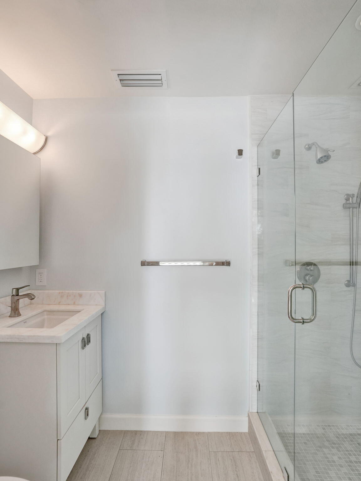 3207 Dover Road Pompano Beach, FL 33062 - Photo 35 of 57 Bathroom