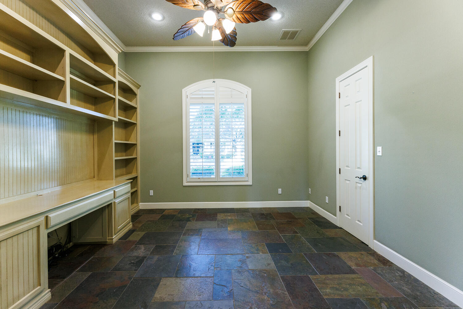 9809 Topeka Avenue Lubbock, TX 79424 - Photo 62 of 87 Fourth Bedroom
