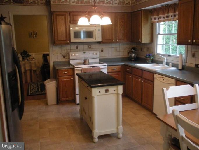 428 Rambler Road Bel Air, MD 21015 - Photo 18 of 30 Kitchen