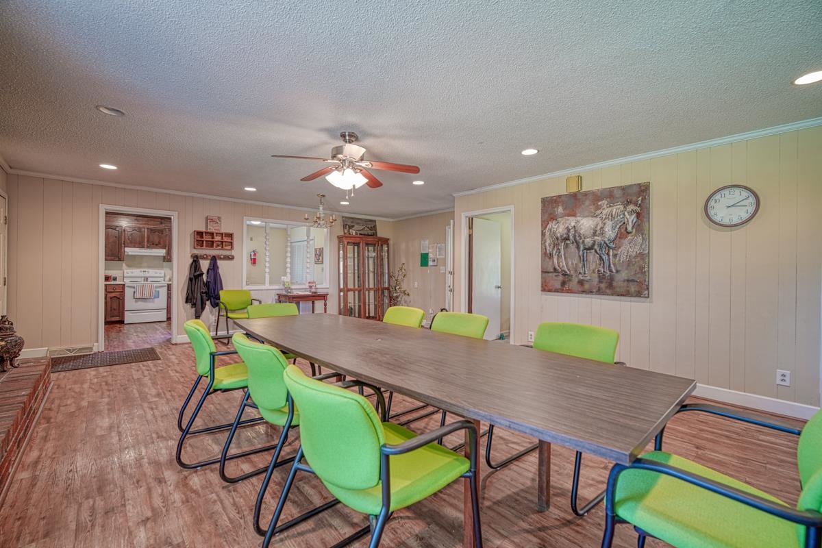 1815 John Dodd Road Wellford, SC 29385 - Photo 10 of 34