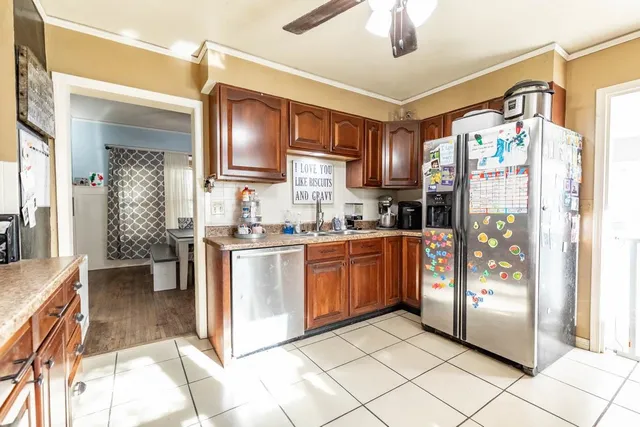 $169,900 | 400 North C Street, Arkansas City, KS 67005