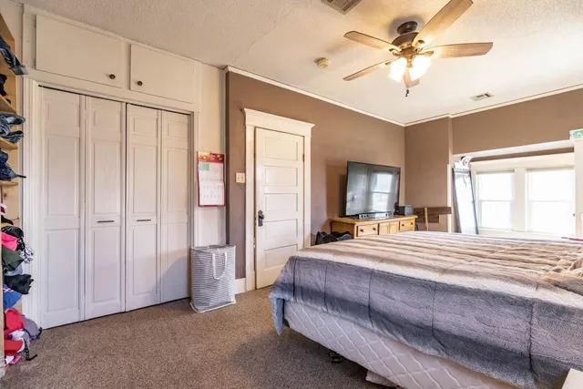 $169,900 | 400 North C Street, Arkansas City, KS 67005