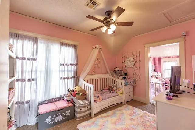 $169,900 | 400 North C Street, Arkansas City, KS 67005