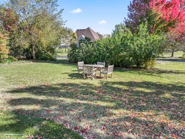 $460,000 | 1018 Butterfield Circle East, Shorewood, IL 60404