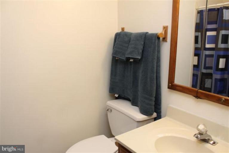 6355 Greenfield Road, Unit 1606 Elkridge, MD 21075 - Photo 5 of 11 Bath #2