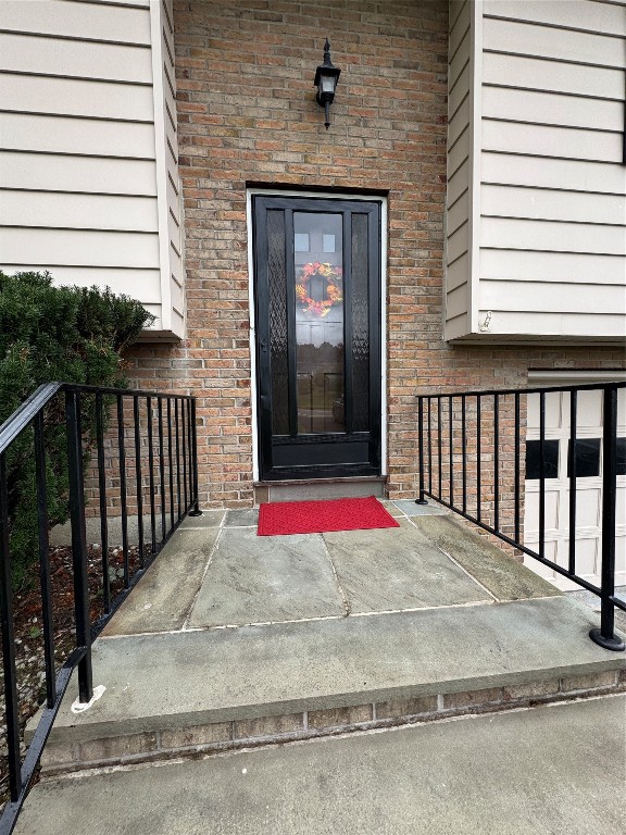 1128 Reynolds Road Johnson City, NY 13790 - Photo 2 of 19 Gallery Image 2
