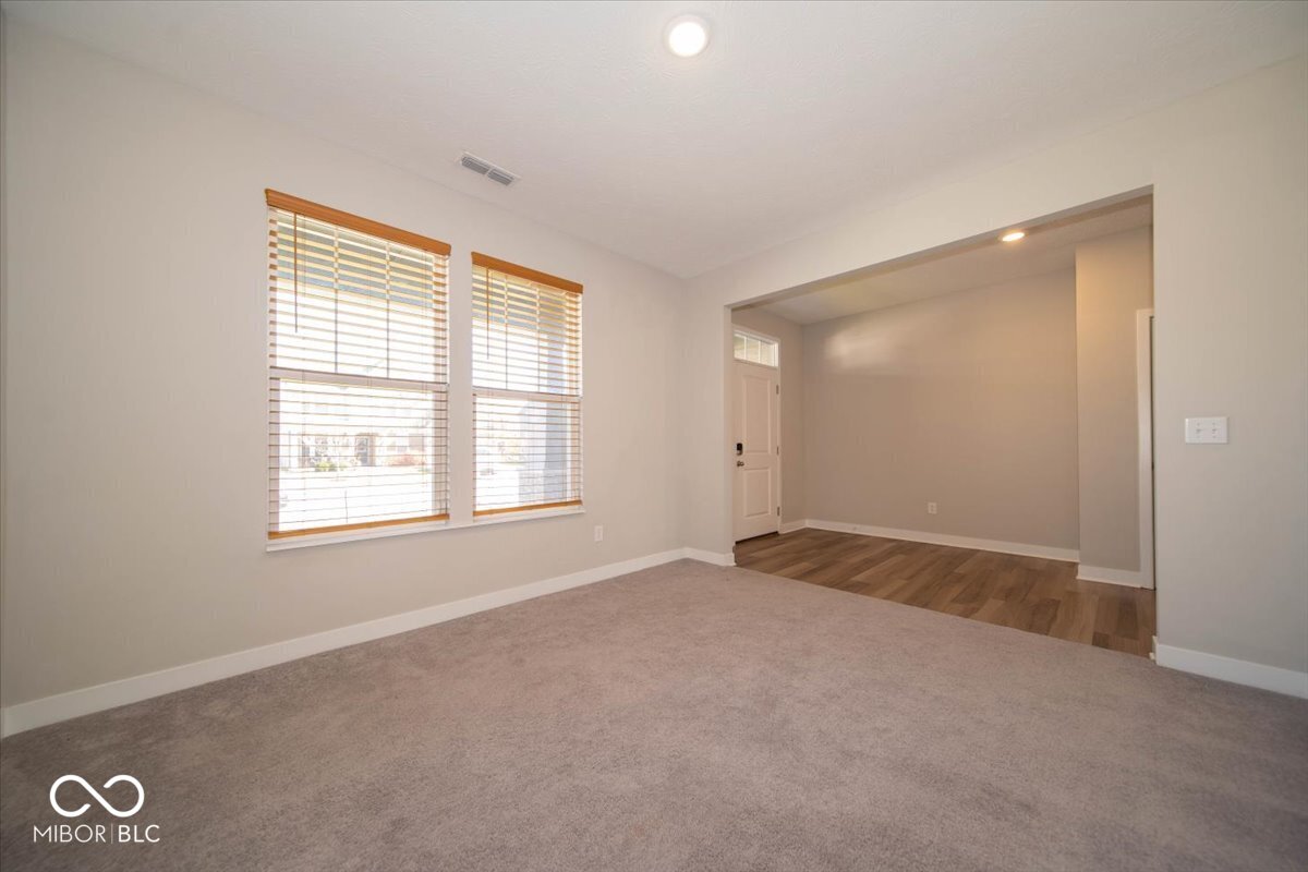 9800 Ridgecrest Lane McCordsville, IN 46055 - Photo 4 of 20