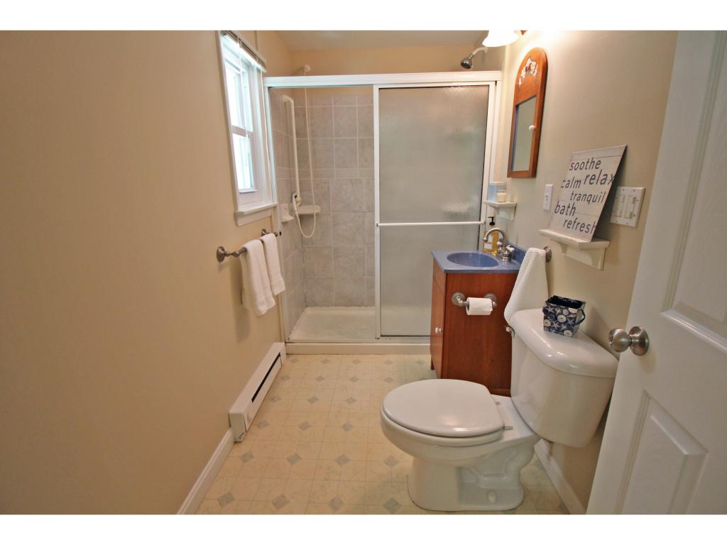 21 Sebring Road South Burlington, VT 05403 - Photo 10 of 25 Gallery Image 10