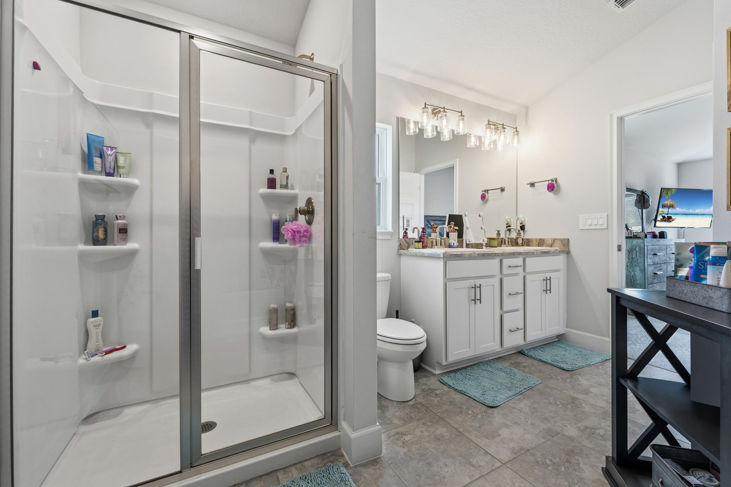 5613 Lugo Street Fort Pierce, FL 34951 - Photo 19 of 38 Main bathroom